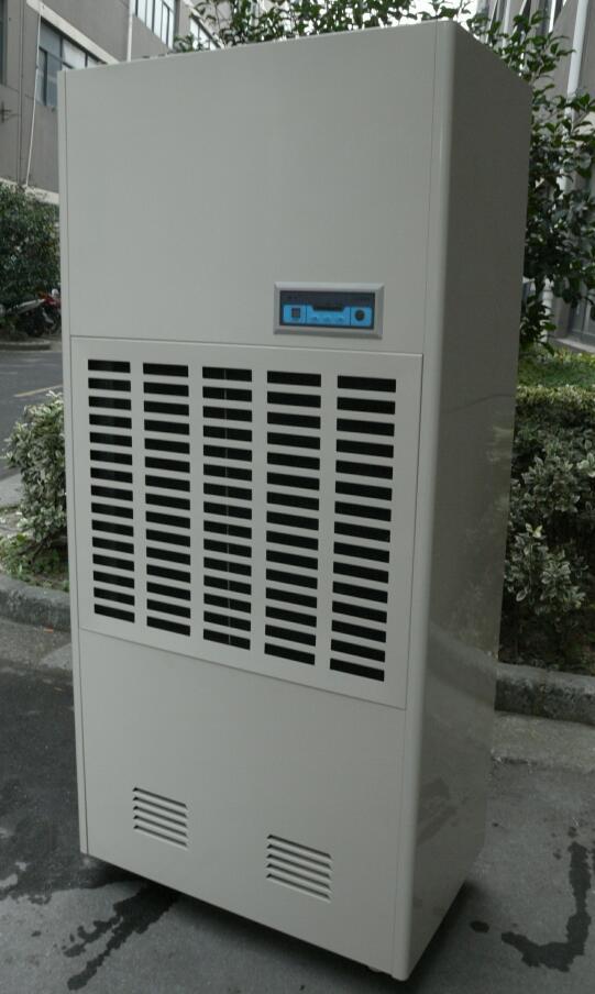 Dehumidifier untuk Gudang Pakaian Dehumidifier for Garment Warehouse